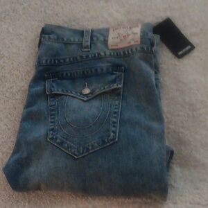 COPY - MEN'S TRUE RELIGION "ROCCO RELAXED SKINNY" JEANS SZ. 44X32